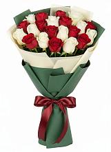 Букет Микс из красных и белых роз #REPLACE_PRED# Волжске
