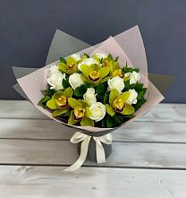 Букет цветов из:  Орхидеи и Розы в Волжске