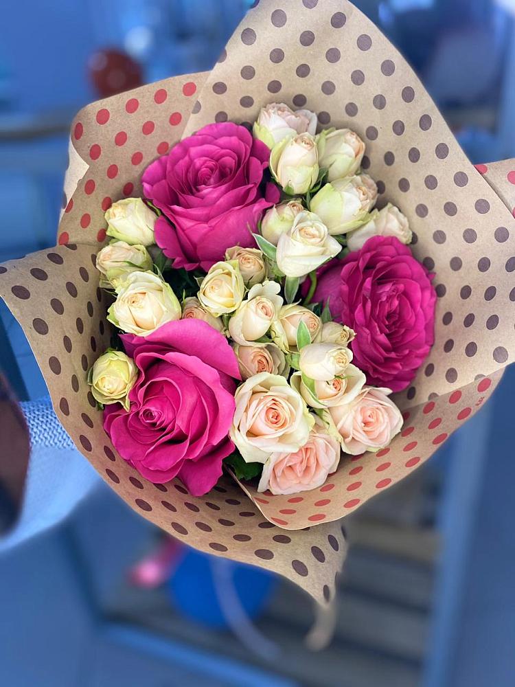 Букет цветов из: Розы в Волжске