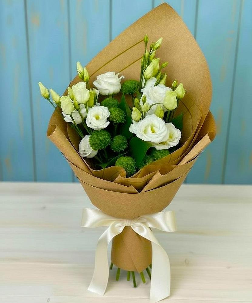 Букет цветов из: Хризантемы и Лизиантусы в Волжске