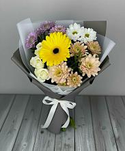 Букет цветов из:  Розы, Герберы и Хризантемы в Волжске