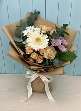 Букет цветов из:  Герберы и Хризантемы #REPLACE_PRED# Волжске