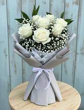 Букет цветов из:  Розы в Волжске
