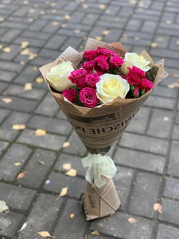 Букет цветов из: Розы в Волжске