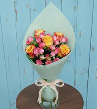 Букет цветов из:  Розы в Волжске