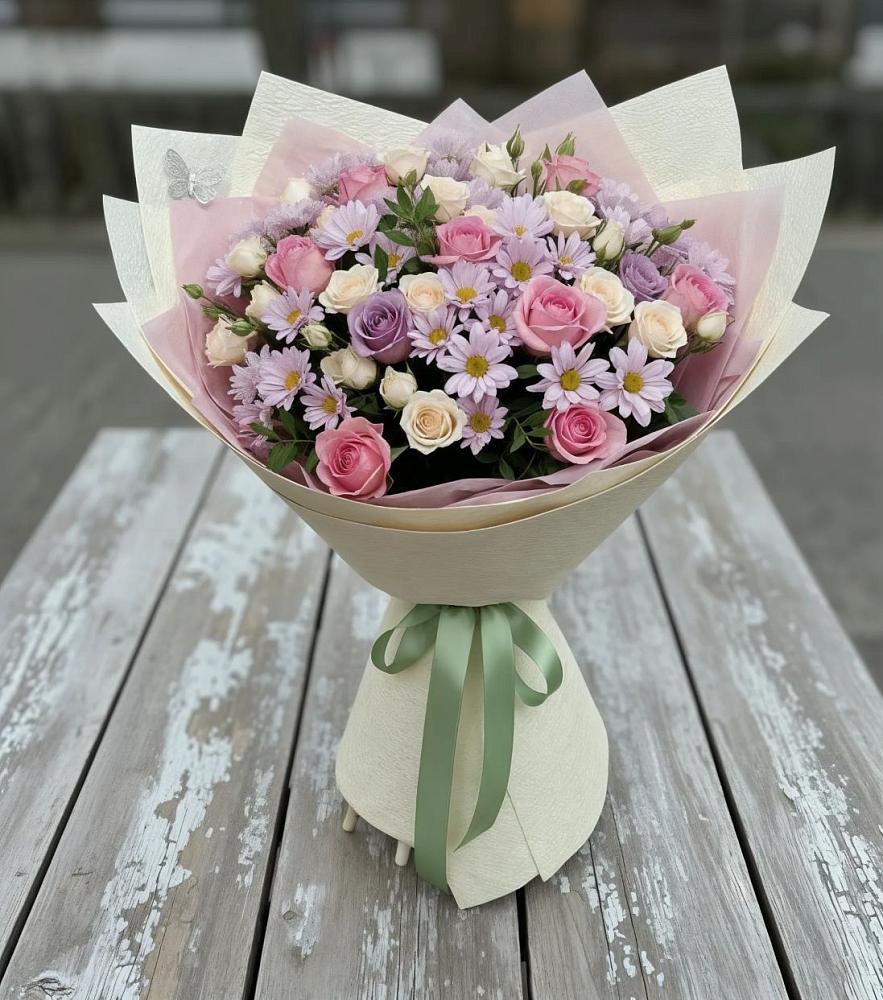 Букет цветов из: Розы и Хризантемы в Волжске